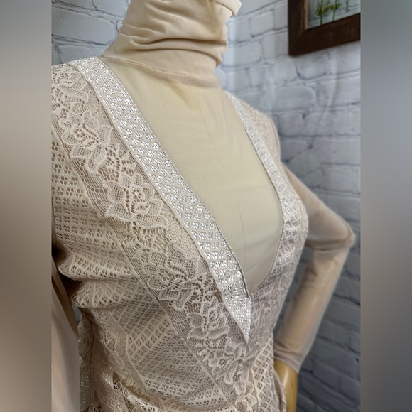 GUESS Riva Mesh pink mauve Turtleneck Top - Picture 3 of 7